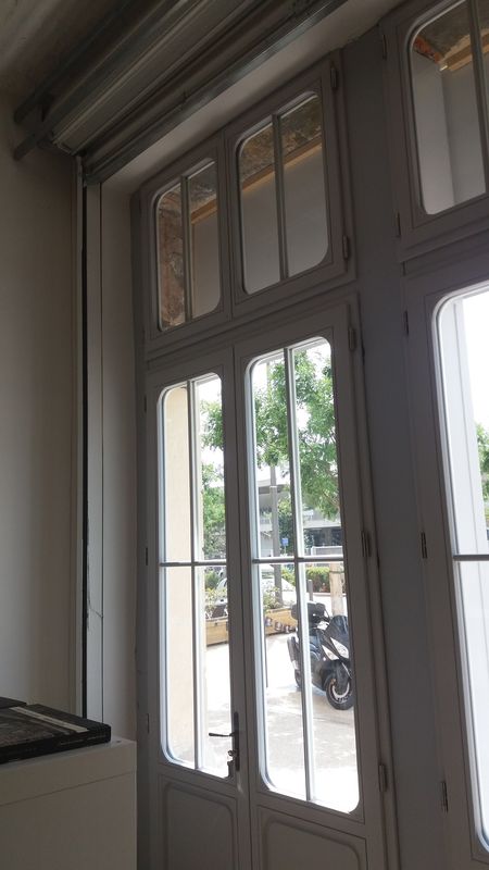 Portes fenêtres haut de gamme avec petits bois - MENUISERIE MD Marseille